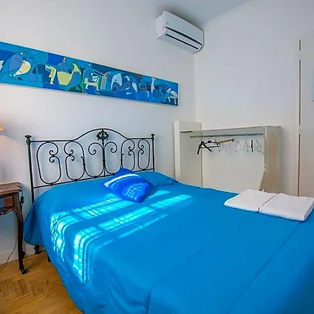 Stork Hostel Portimão